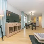 Glow Apartments, Apartament Marina